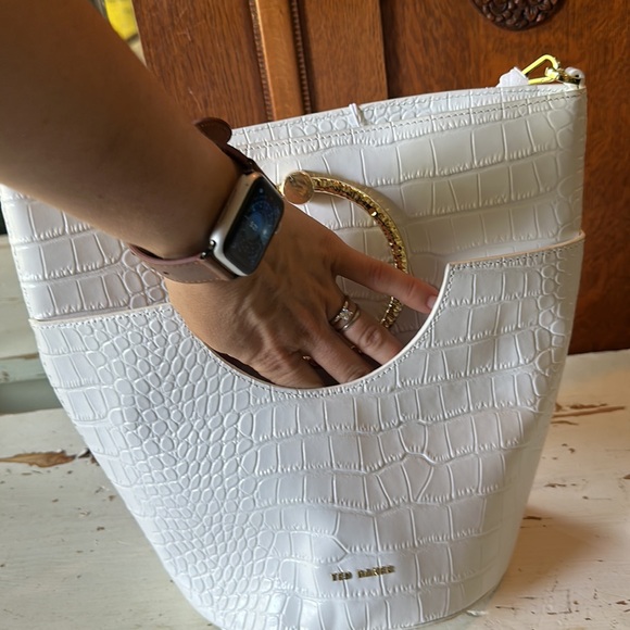 New with tags, Ted Baker London purse - Picture 6 of 8